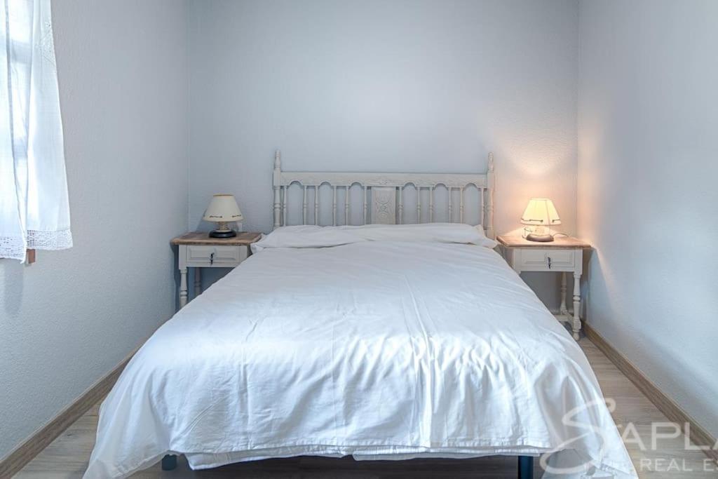 サラルデュ Saplan Real Estate Pensauethヴィラ エクステリア 写真
